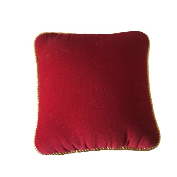 Vintage Red Velvet Pillow Set With Gold Embroidered Bird & Green Accent Cushion - Picture 5 of 10